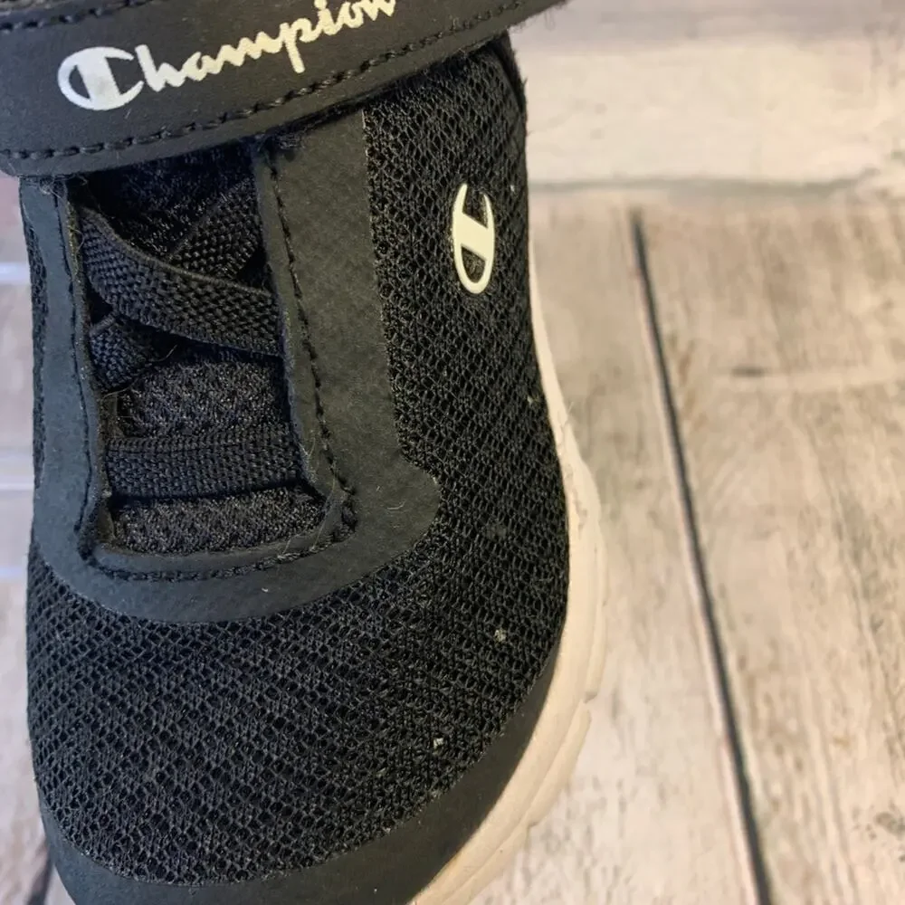 CHAMPION Infant’s Gusto Cross Trainer Black/White Sneakers / Size: Infant 6